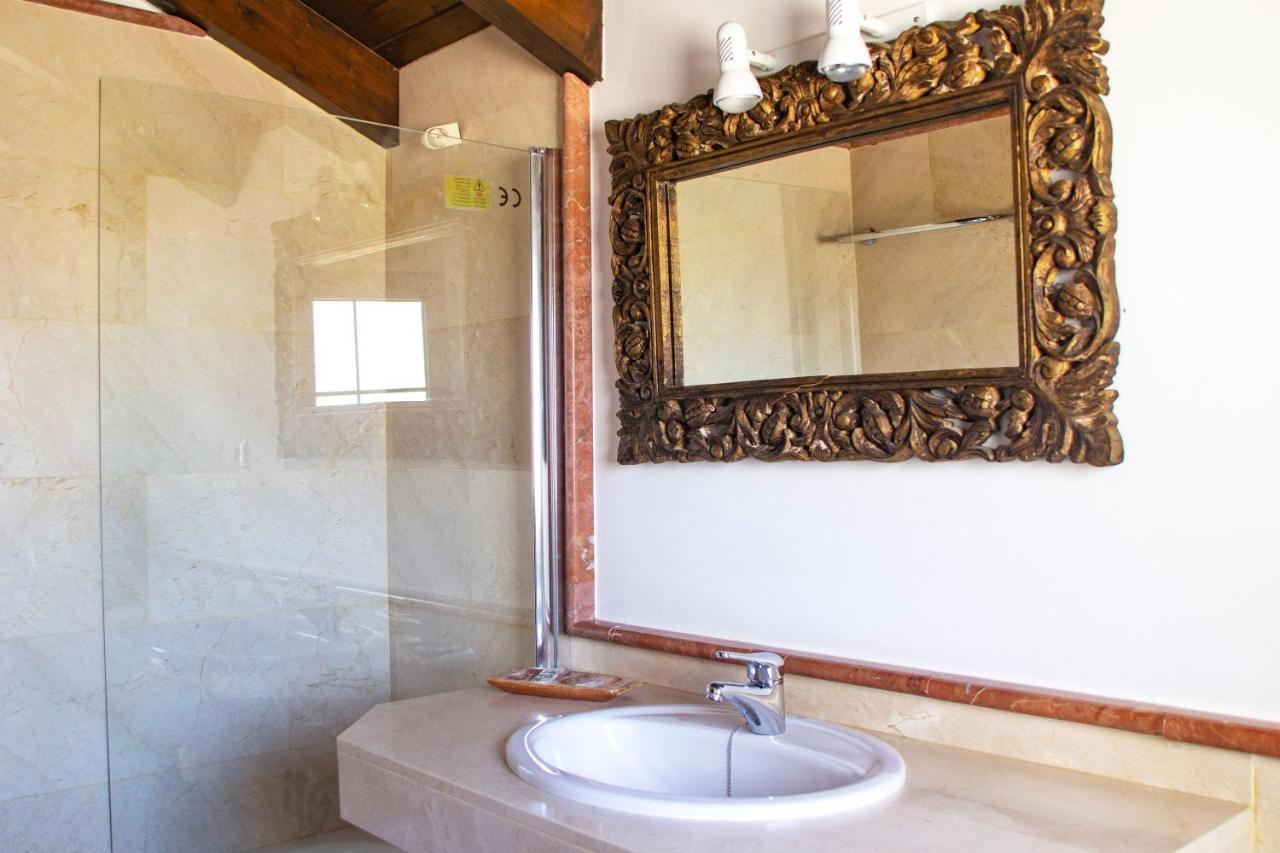 Villas Oasis Casa Vieja La Oliva Exterior photo